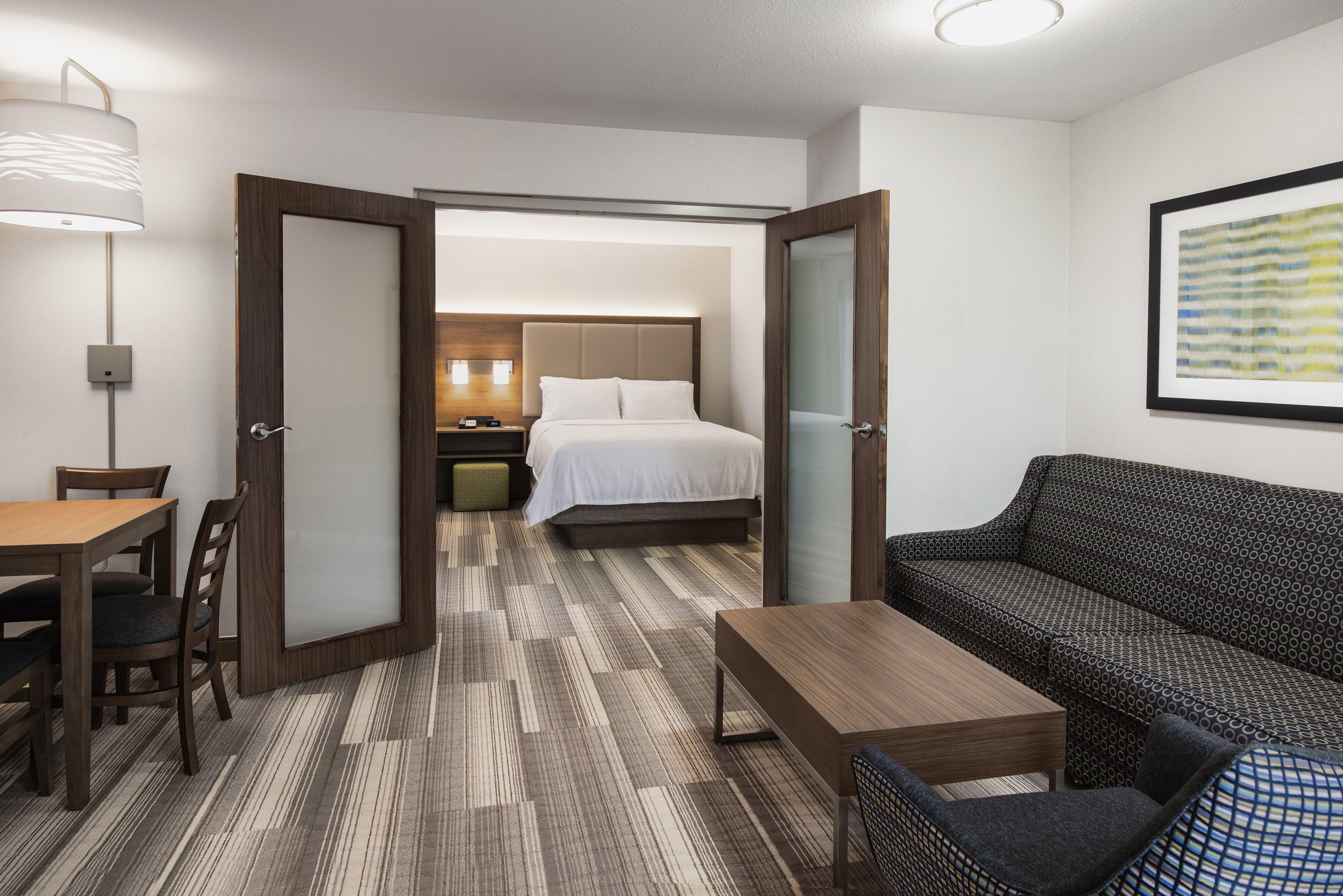 Holiday Inn Express Hotel & Suites Saskatoon By Ihg Экстерьер фото