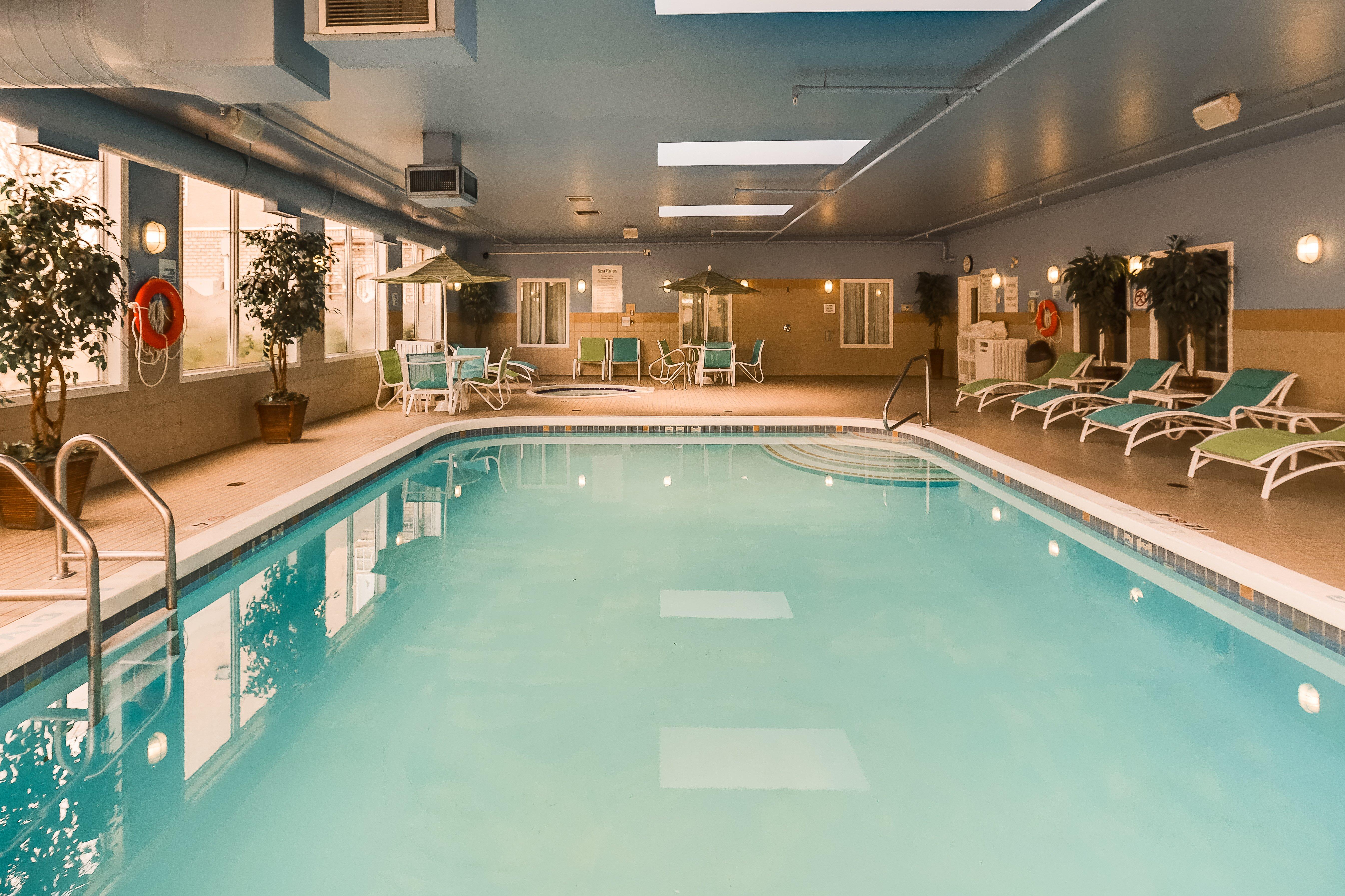 Holiday Inn Express Hotel & Suites Saskatoon By Ihg Экстерьер фото