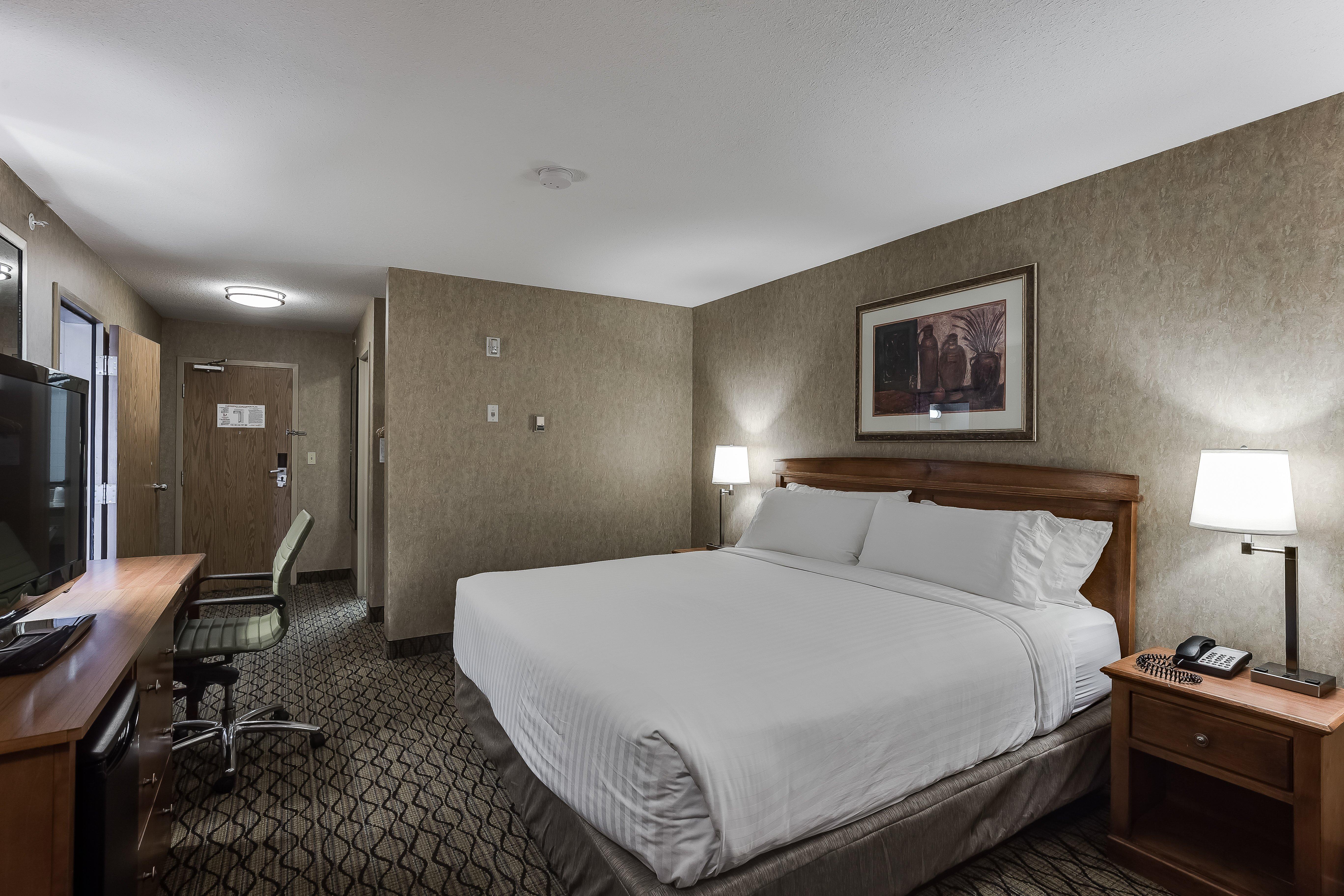 Holiday Inn Express Hotel & Suites Saskatoon By Ihg Экстерьер фото