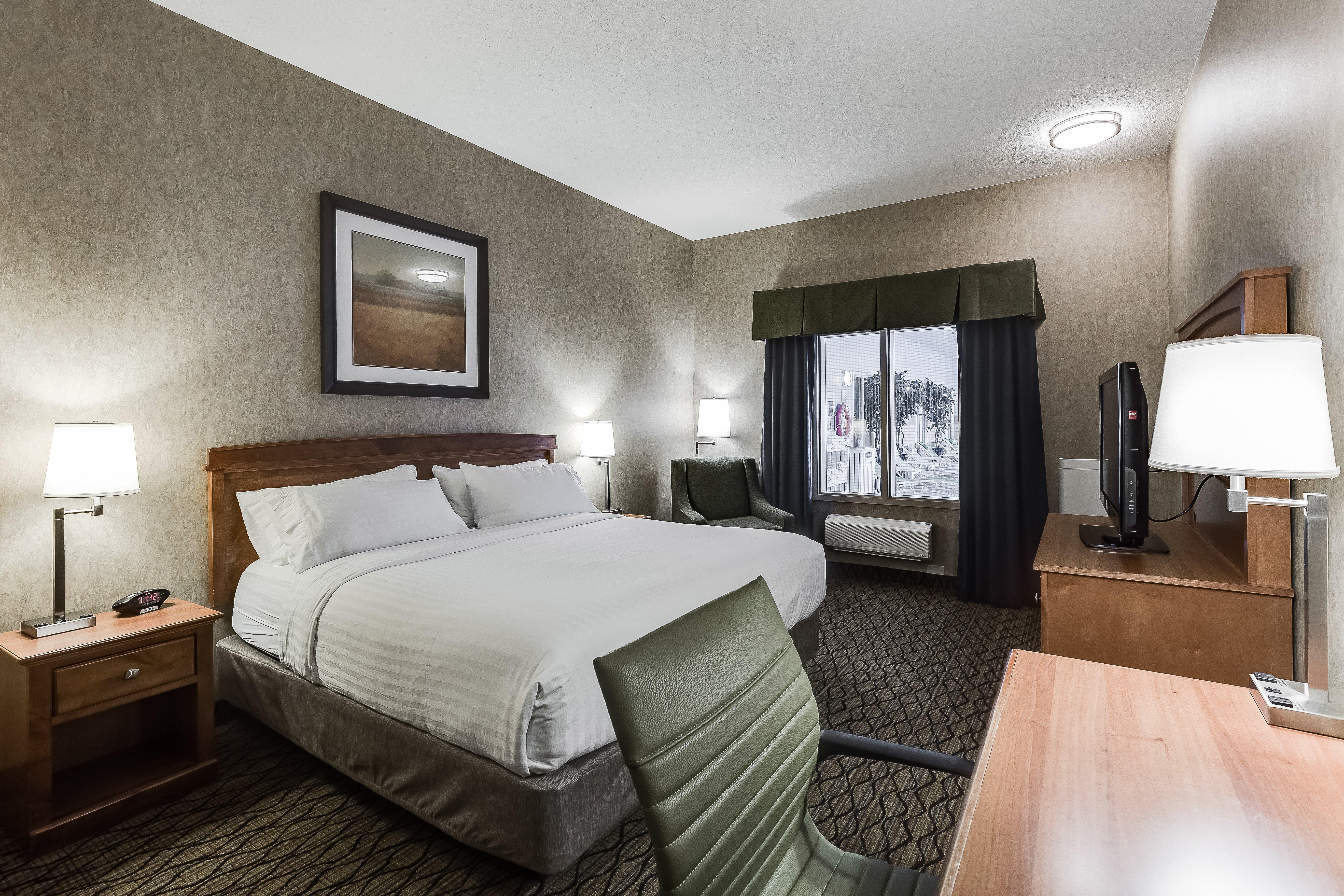 Holiday Inn Express Hotel & Suites Saskatoon By Ihg Экстерьер фото